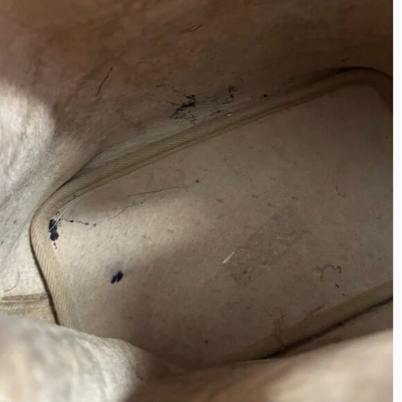 Just in Posh C ☀️ | Dooney & Bourke Ostrich Vintage Kendall Crossbody - Picture 4 of 9